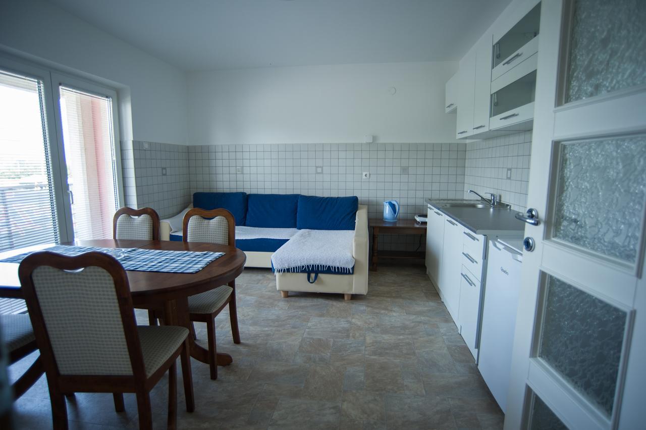 Hostel Larisa Banja Luka Kültér fotó