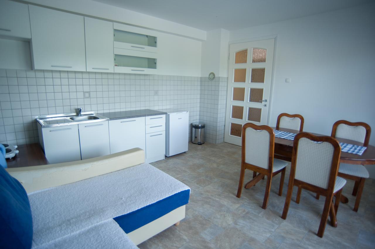 Hostel Larisa Banja Luka Kültér fotó