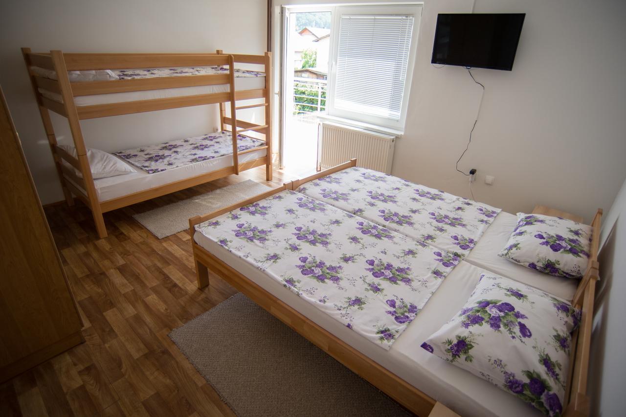 Hostel Larisa Banja Luka Kültér fotó